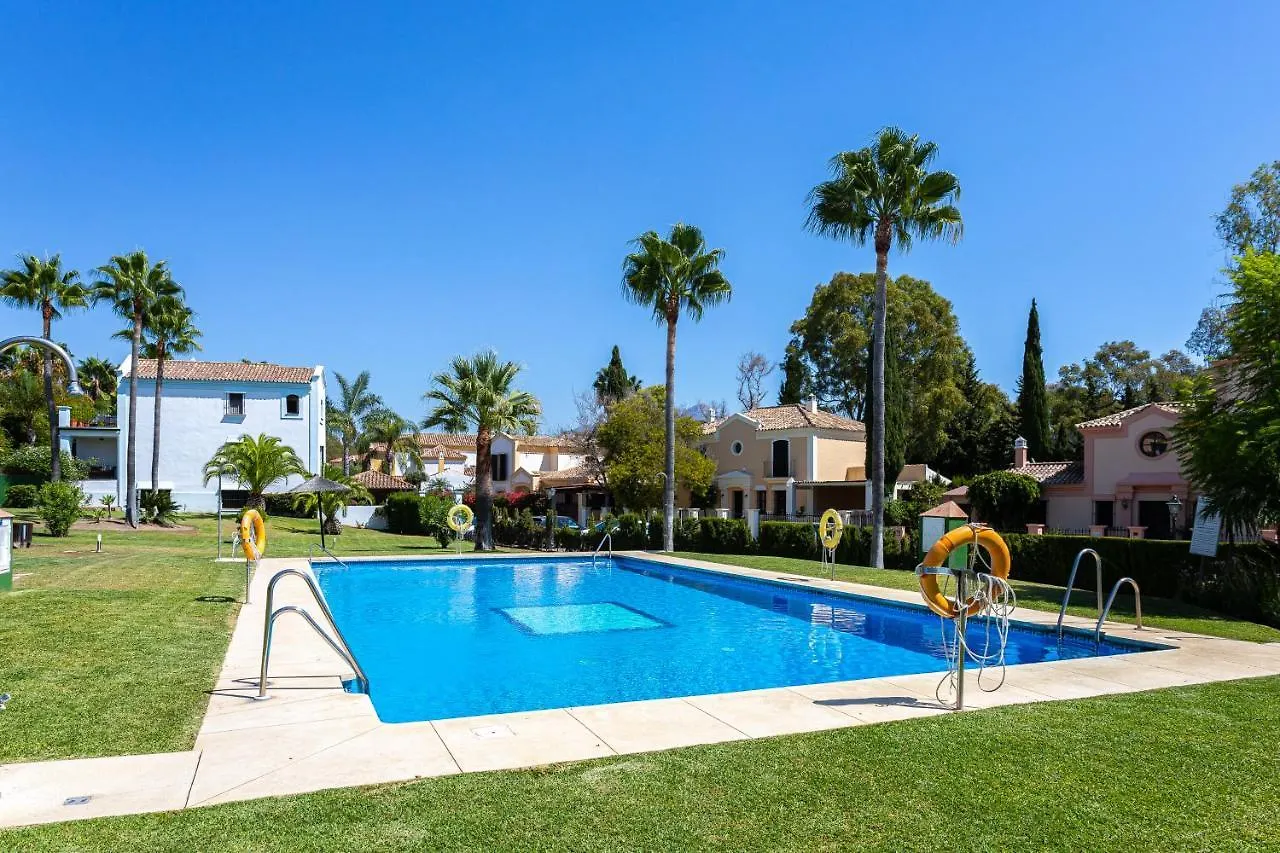 Isla De Guadalmina Townhouse Apartment Marbella