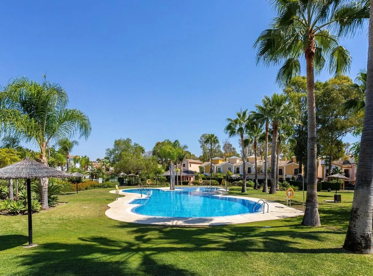 Isla De Guadalmina Townhouse Apartment Marbella